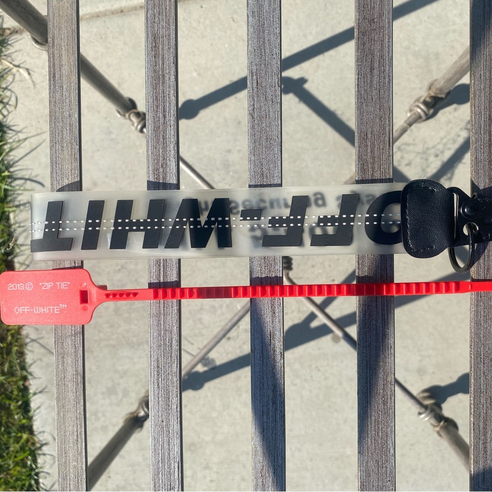 Off-White Clear & Black keychain  with Red Zip Tie
